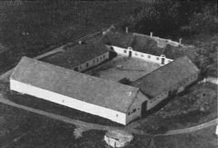B�kg�rd. Foto fra Vort sogns historie.