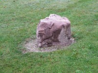 Granitskulptur. Foto 21/9 2020.