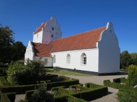 H�jby kirke. Foto 18/9 2020