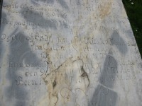 Gravsten for Niels Tykskov og hustruer.