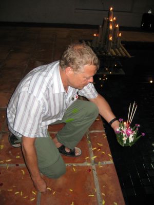Min krathong s�s�ttes